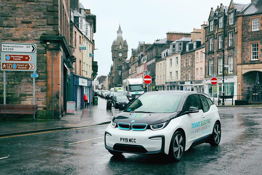 Hawick drives forward as Teviot Electric Car Club launches SP Energy